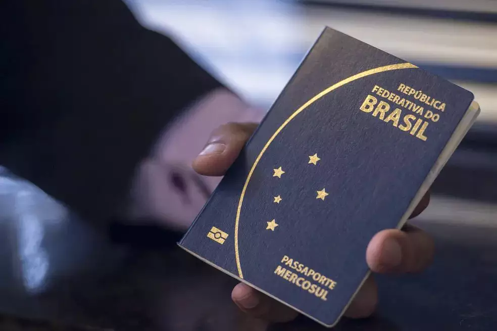 Passaporte brasileiro sobe para o 16º lugar no ranking dos mais poderosos do mundo
