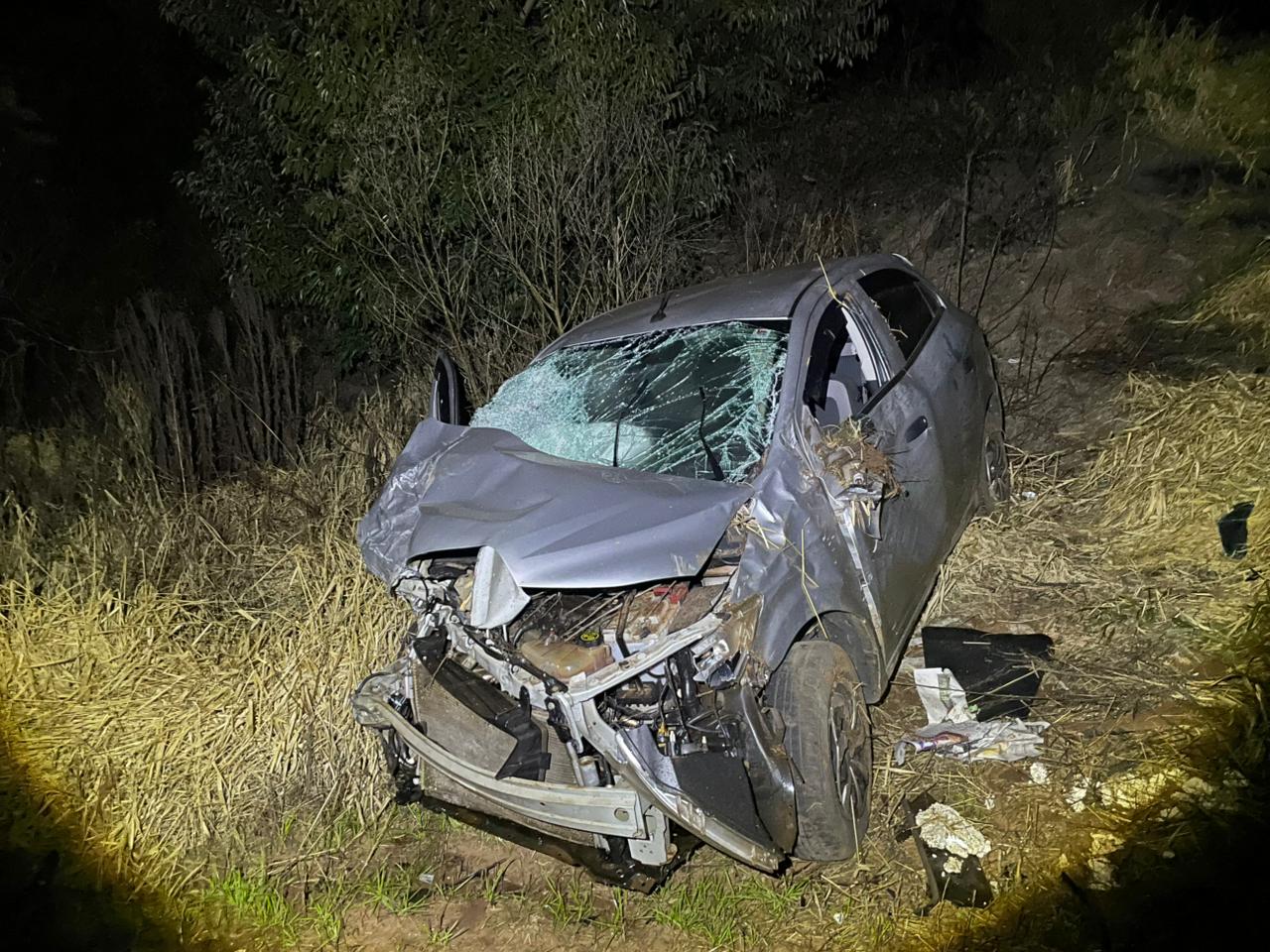 Três veículos se envolvem em acidente entre Carazinho e Passo Fundo, após carro ficar parado na pista