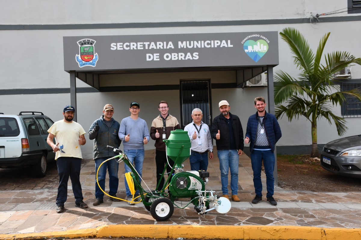 Administração Municipal de Não-Me-Toque investe em máquina de demarcação viária