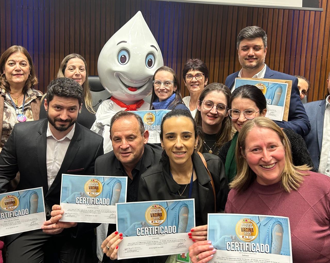 Colorado recebe Selo Ouro “Município Amigo da Vacina” em cerimônia no Ministério Público em Porto Alegre