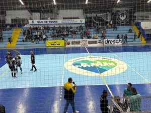 Russo Preto empata em 4 a 4 com UFSM Futsal/Grupo Felice em jogo eletrizante no Ginásio Nenão