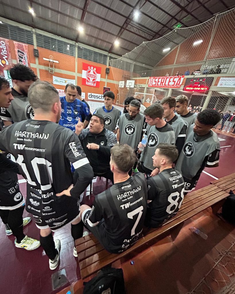Russo Preto vence Sercesa em clássico disputado em Carazinho