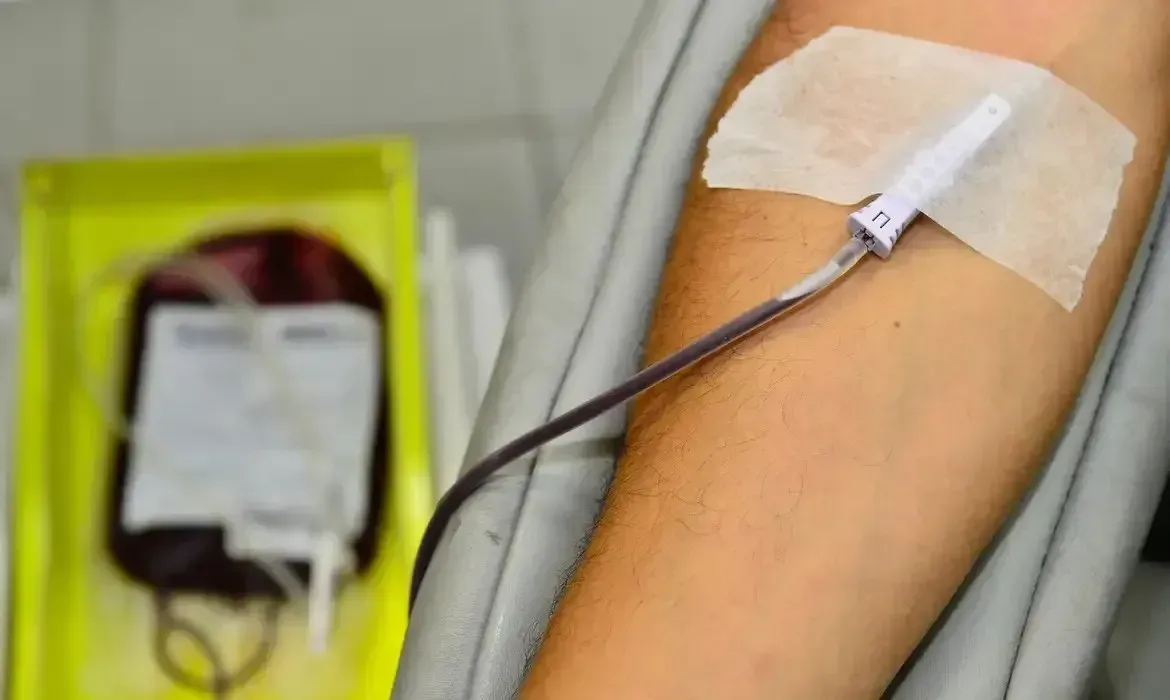 Enfermeira é indiciada após morte por transfusão de sangue incompatível