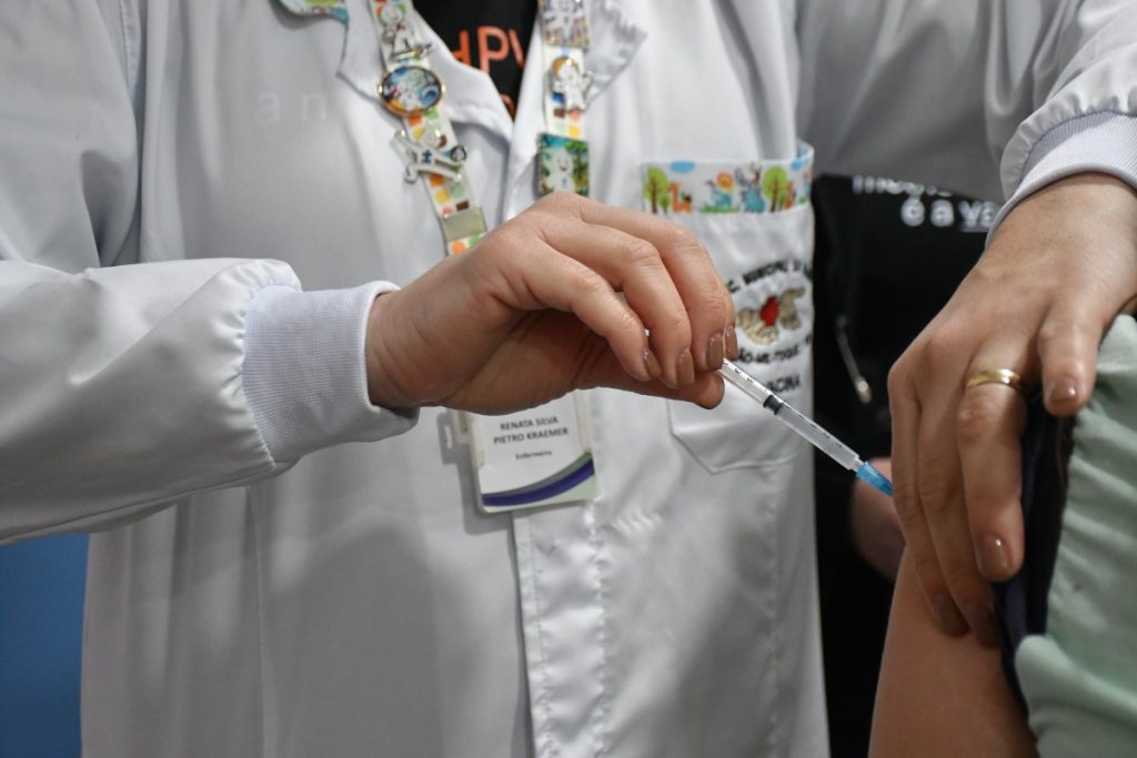 Saúde promove ação de imunização contra o HPV em estudantes de Não-Me-Toque