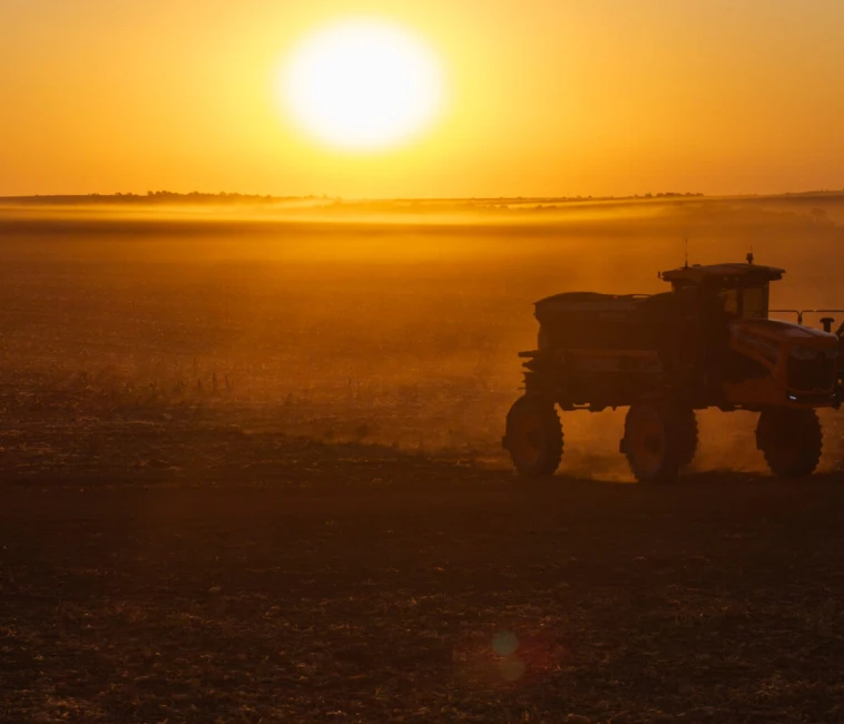 Como fazer manuseio dos equipamentos agrícolas com segurança?