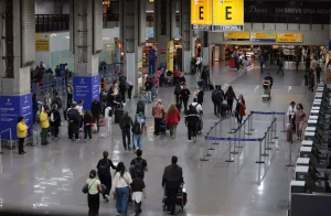 Câmara dos Deputados aprova proibição de cobrança por bagagem de mão e despachada em voos