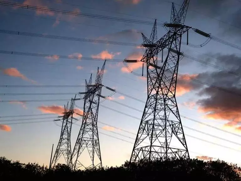 Agência Nacional de Energia Elétrica aprova consulta para regulamentar lei da nova tarifa social de energia