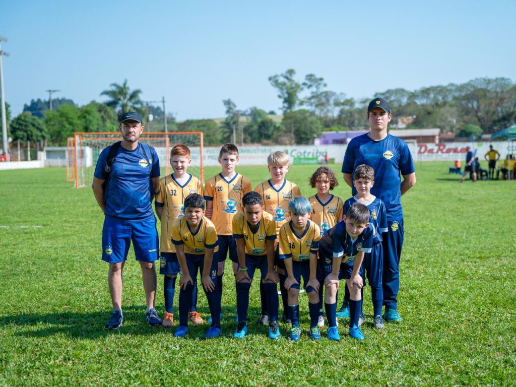 Escola de Futebol Ipiranga tem destaque na Primeira Taça Planalto de Futebol Sete