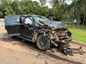 Acidente entre carro e caminhão deixa 5 feridos na RS 223