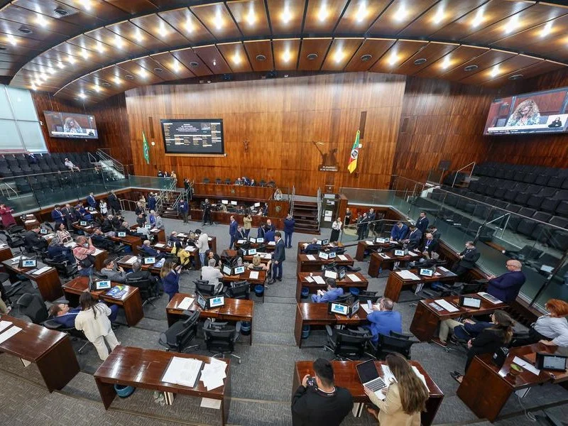 Aprovada a criação do “Família Gaúcha”, que prevê benefício às famílias em vulnerabilidade social no RS, entenda