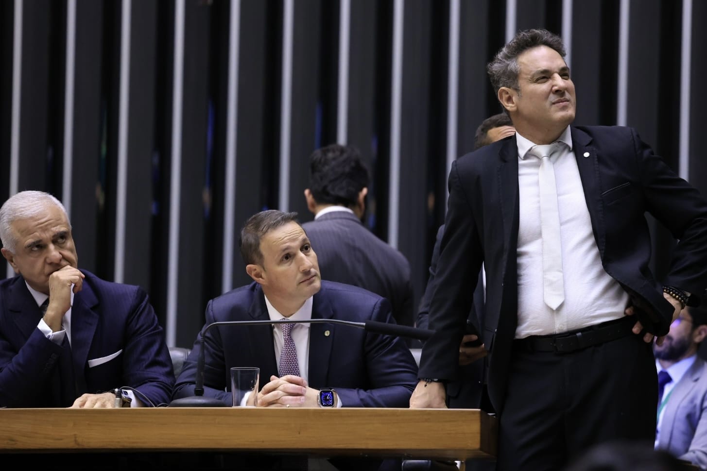 Câmara aprova novo marco legal contra facções criminosas; Zucco afirma: “A sociedade venceu o crime organizado”