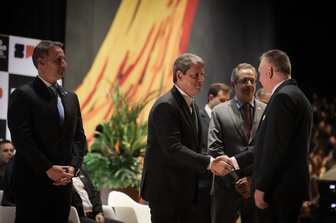 Centrão vê ‘99% de chance’ de Tarcísio concorrer à Presidência