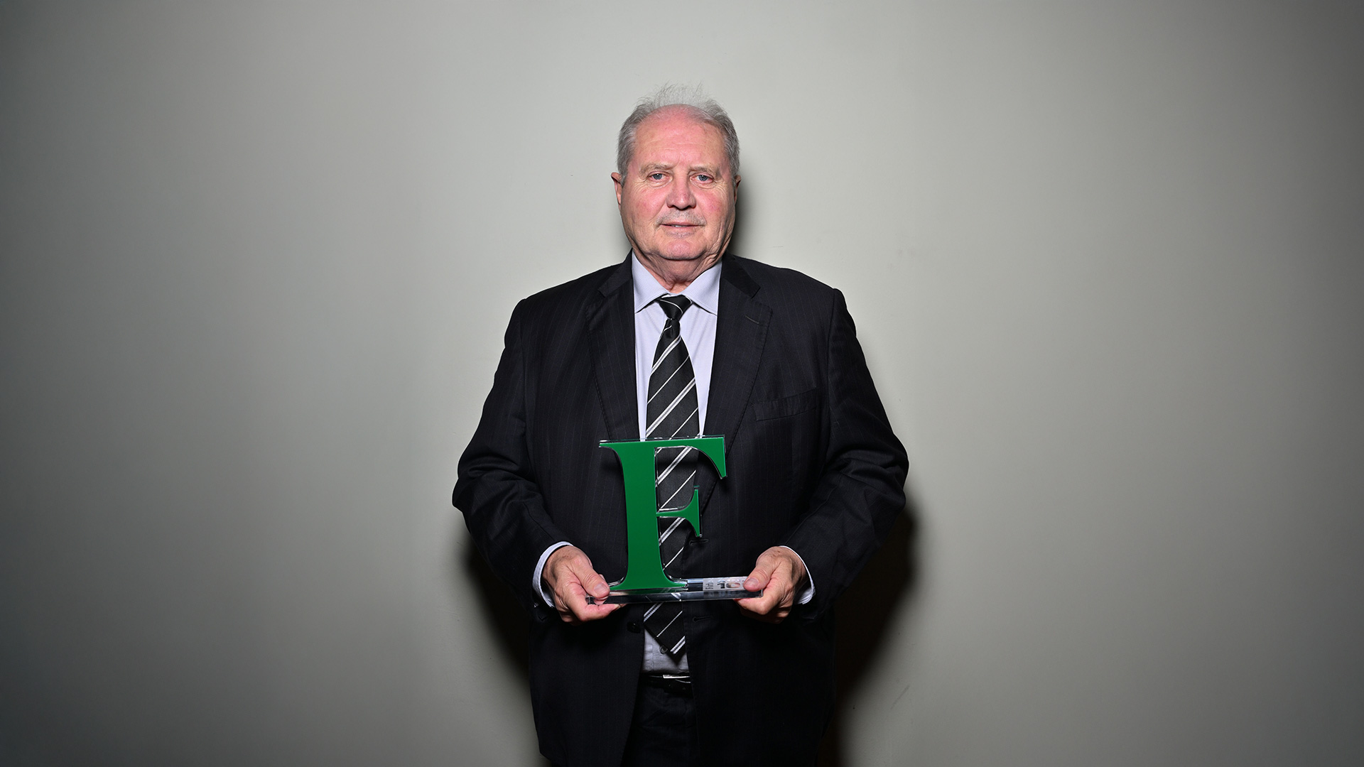 Cotrijal segue entre as cem maiores empresas do agronegócio brasileiro