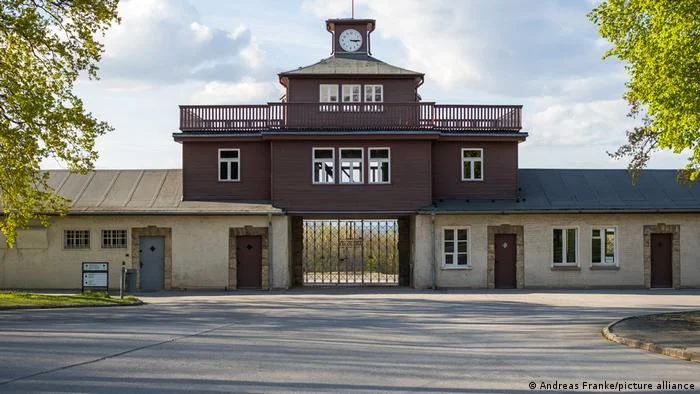 Leilão de objetos do Holocausto gera críticas na Alemanha