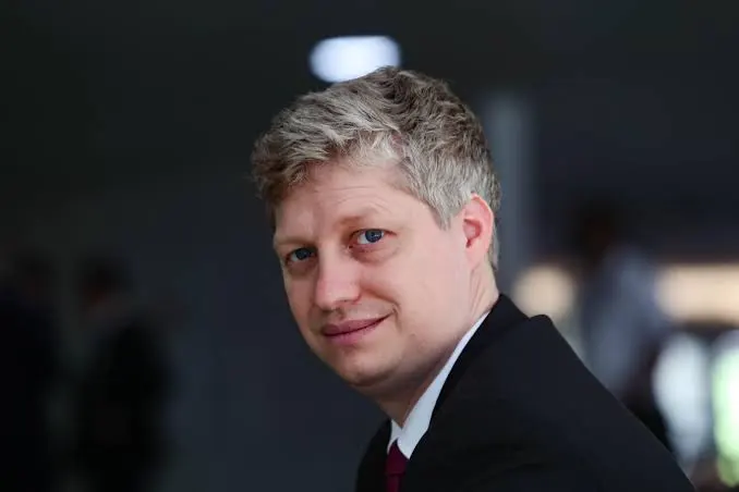 Marcel Van Hattem participa como convidado do Bom Dia Amigos