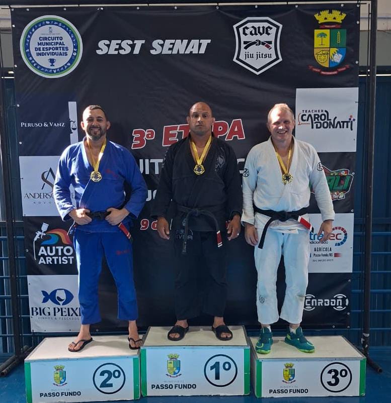 Policial Civil de Carazinho Conquista 2° Lugar em Competição de Jiu-Jitsu