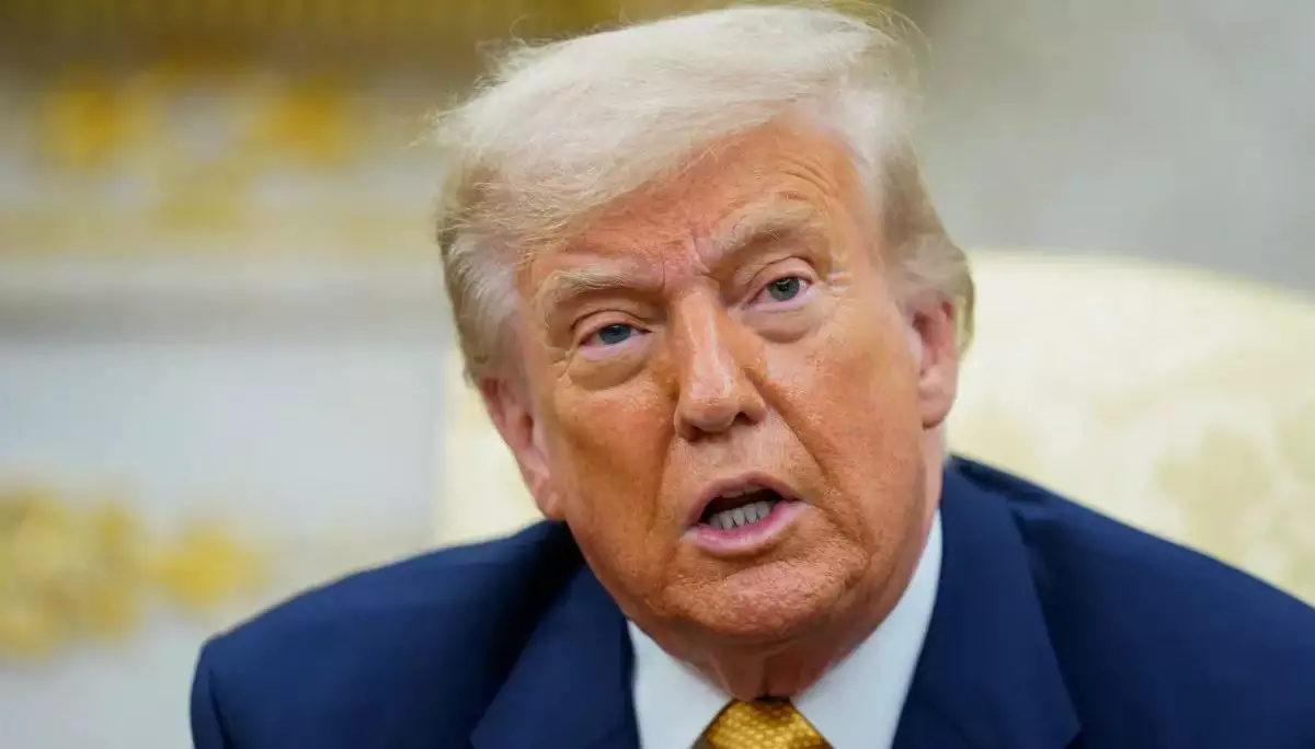 Trump diz para companhias aéreas considerarem espaço aéreo da Venezuela fechado