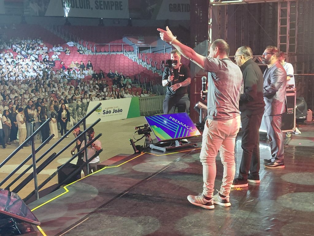 Rede de Farmácias São João realiza Convenção de Vendas com mais de 3 mil colaboradores no Estádio Beira-Rio em Porto Alegre/RS