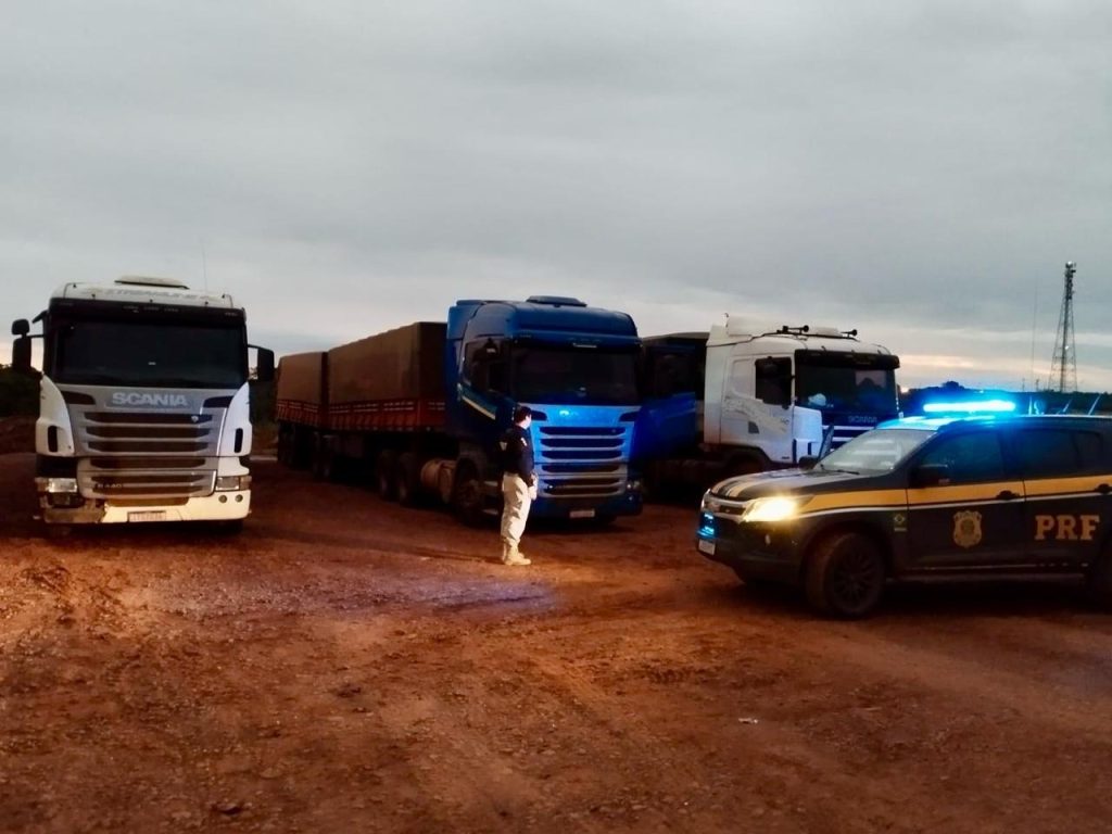 PRF flagra 3 caminhões com mais de 25 toneladas de excesso de peso em Iraí