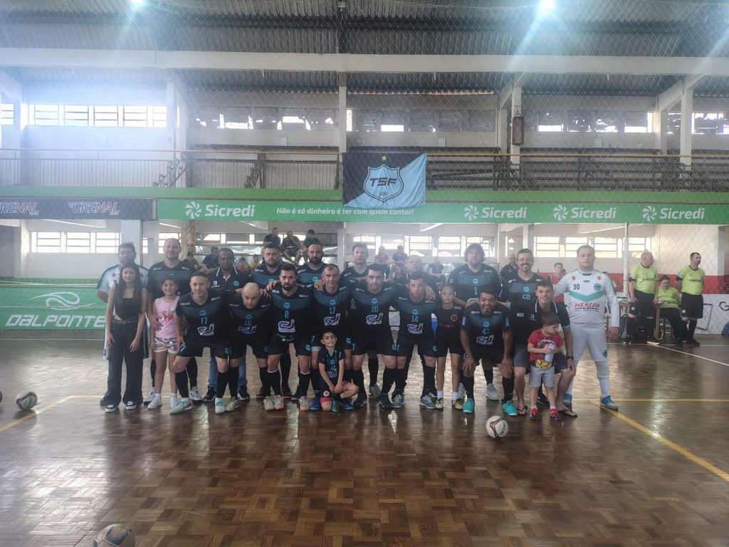 Tsf empata no tempo normal, mas é eliminado nos pênaltis e fica fora da final do Estadual de Veteranos