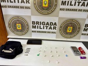 Brigada Militar apreende menor por tráfico de drogas em Carazinho