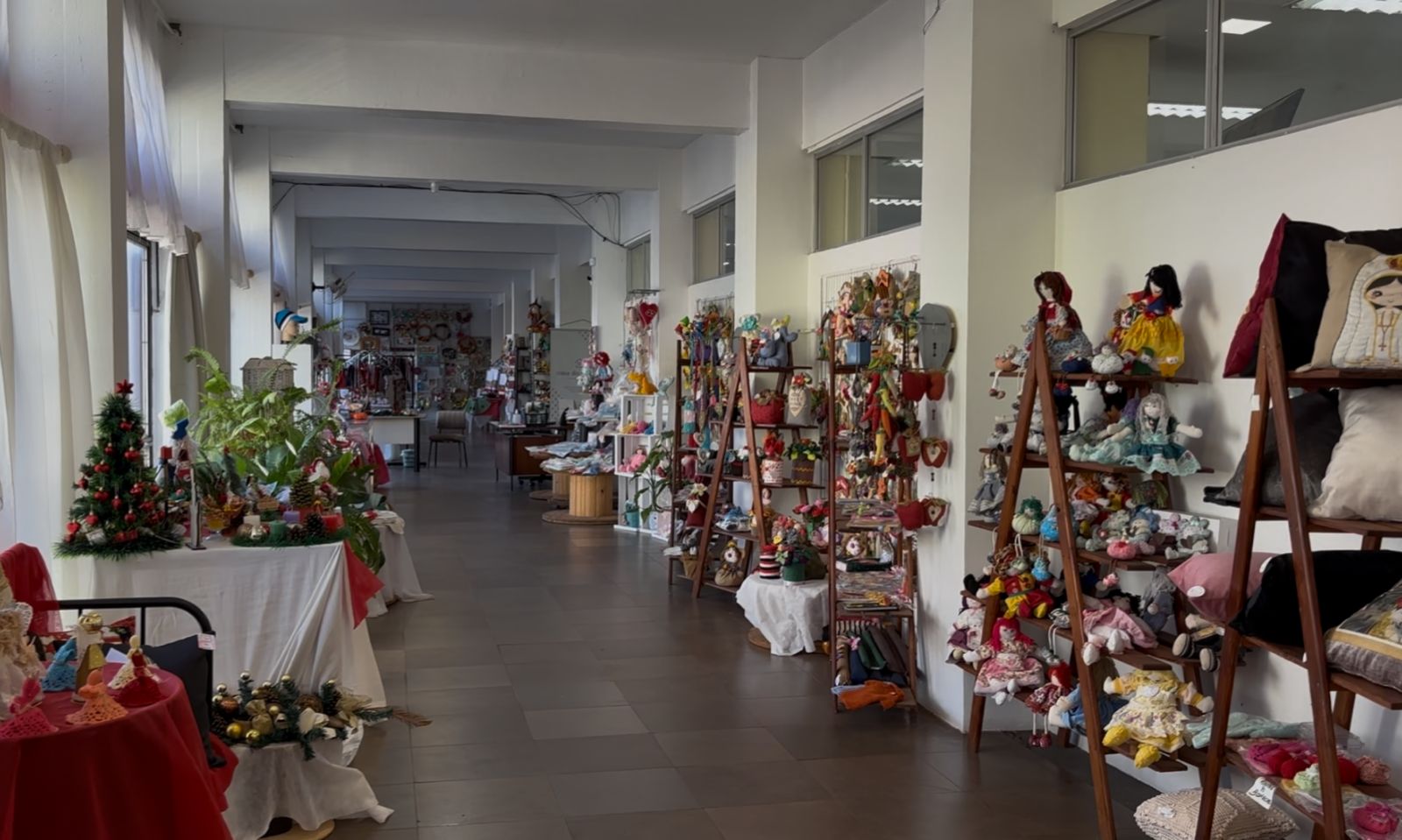 Casa do Artesão de Carazinho oferece opções criativas de presentes neste Natal