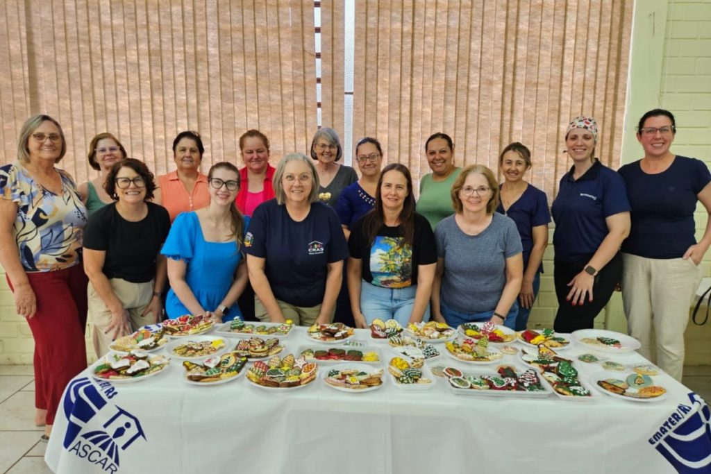 CRAS, em parceria com a Emater, realiza Oficina de Confecção de Bolachas em Victor Graeff