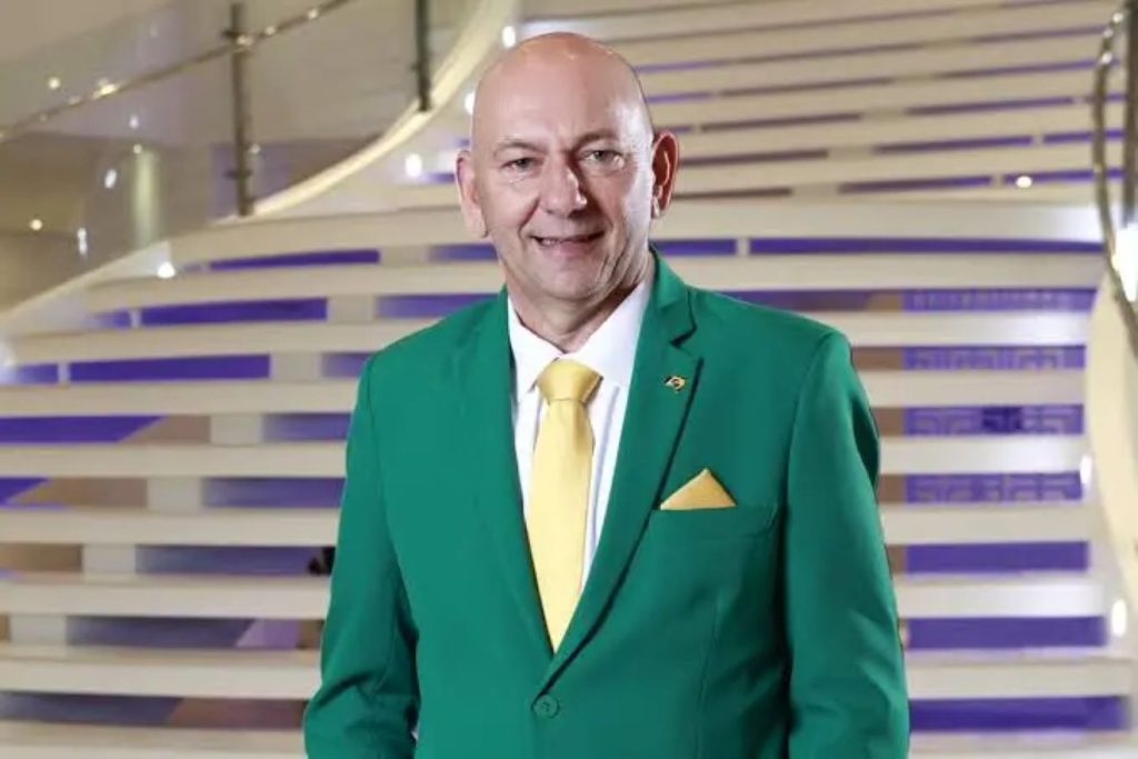 Luciano Hang é entrevistado no programa Bom Dia Amigos