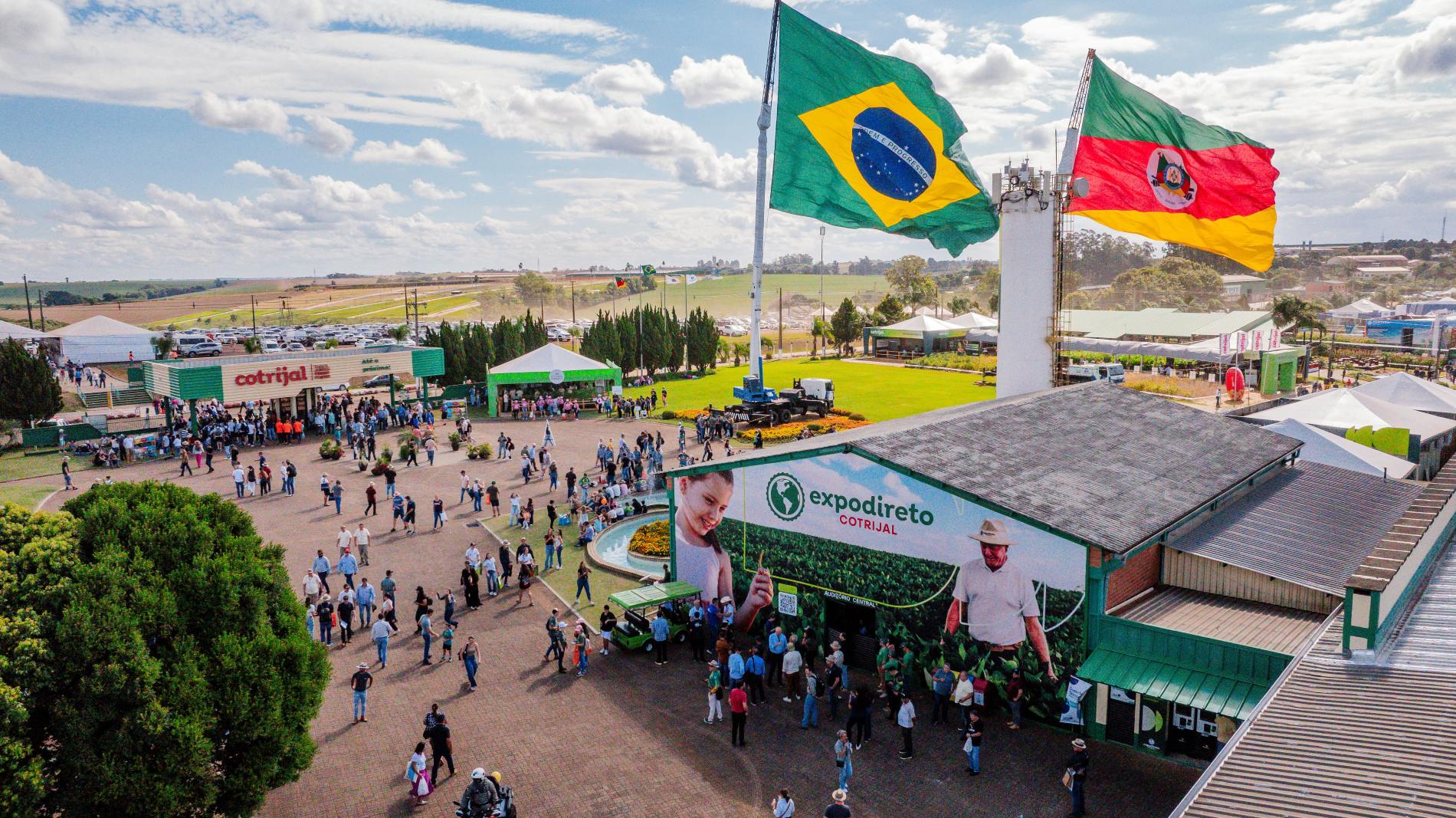 Cotrijal promove treinamento sobre a plataforma Openstaff no Parque da Expodireto