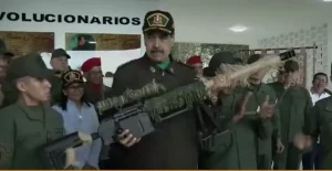 Ditador Nicolás Maduro afirma que as Forças Armadas da Venezuela têm “guerreiros invencíveis”