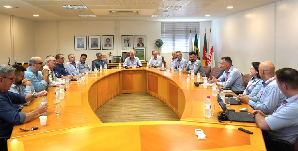 Cotrijal e Brasilseg debatem oportunidades e estratégias em seguros