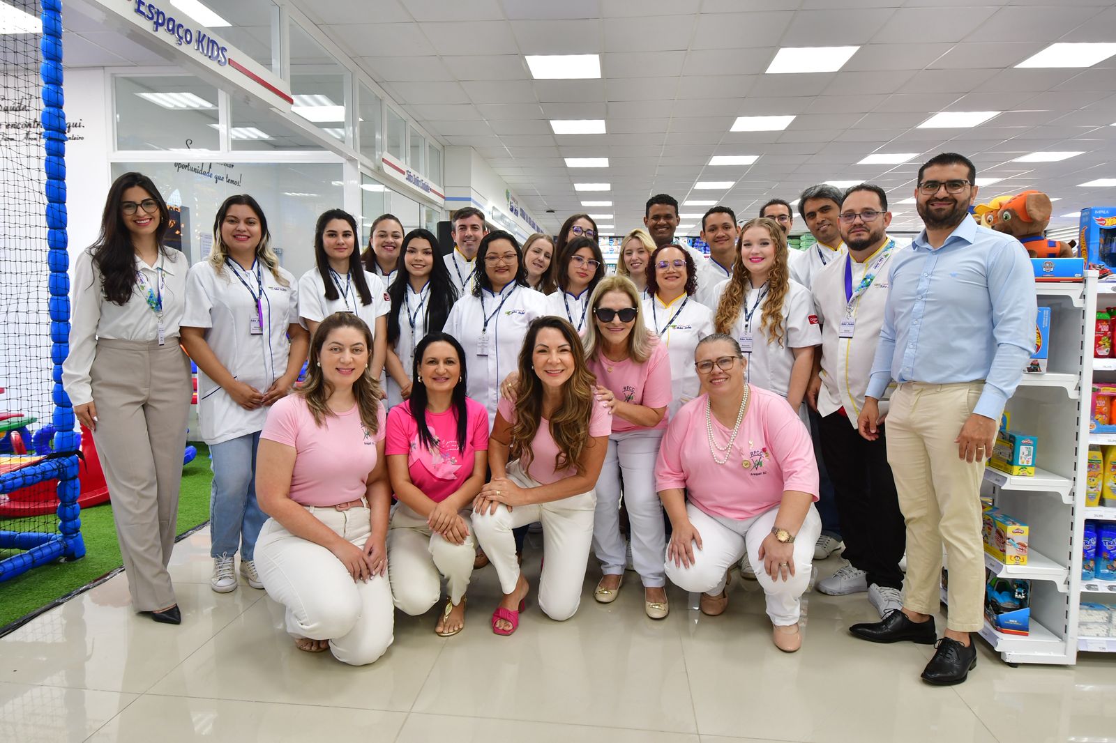 Rede de Farmácias São João reforça compromisso social e beneficia entidades em sete municípios do Sul do país