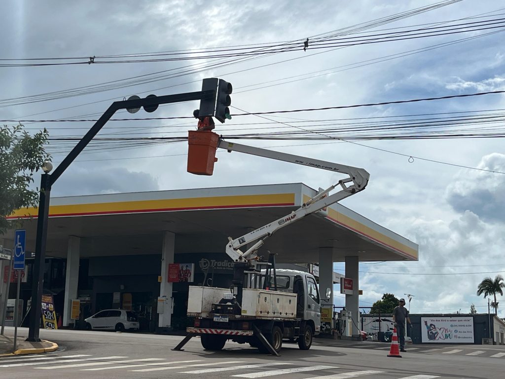 Semáforos passam por manutenção nesta semana em Não-Me-Toque
