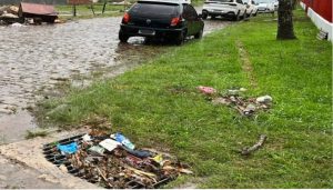 Semana de chuvas eleva atenção nas estradas e cuidados para evitar bueiros entupidos