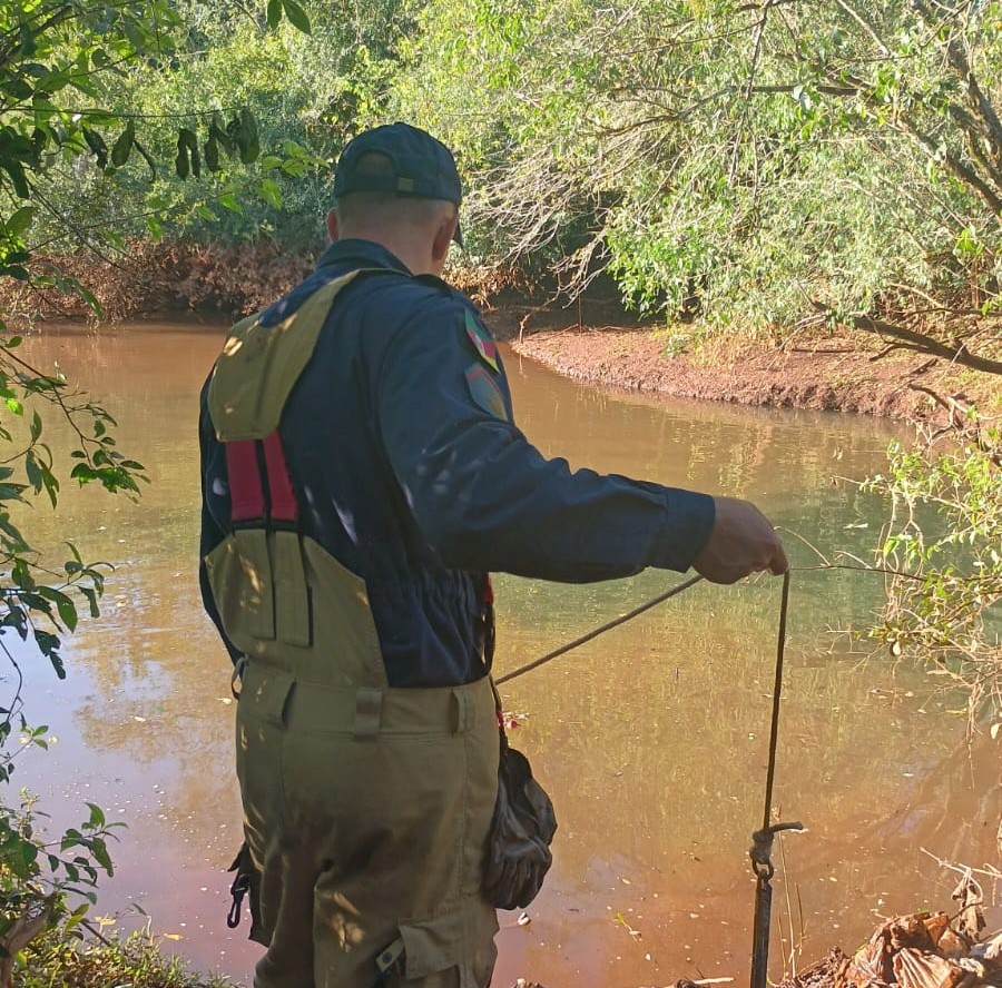Corpo de Bombeiros Militar organiza buscas no Rio da Várzea por pescador desaparecido