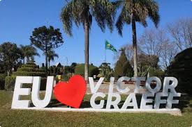 Escola Leonel de Moura Brizola de Victor Graeff vai implantar turno integral para alunos do interior