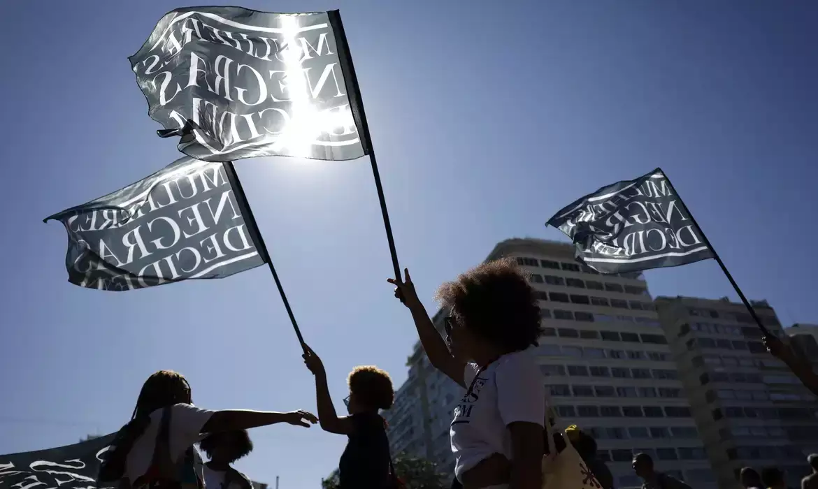 Processos por racismo batem recorde em 2025 no Brasil