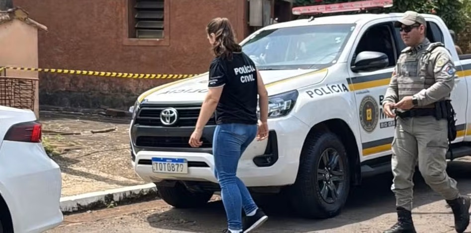 Casal é encontrado morto no RS após carro ser achado incendiado; suspeito é inquilino das vítimas e devia aluguel