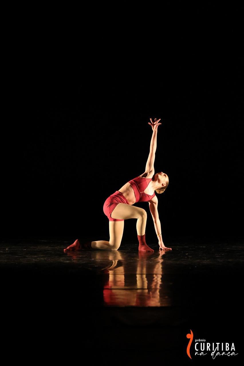 Jovem bailarina de Não-Me-Toque representará o Brasil em importante evento internacional na Itália