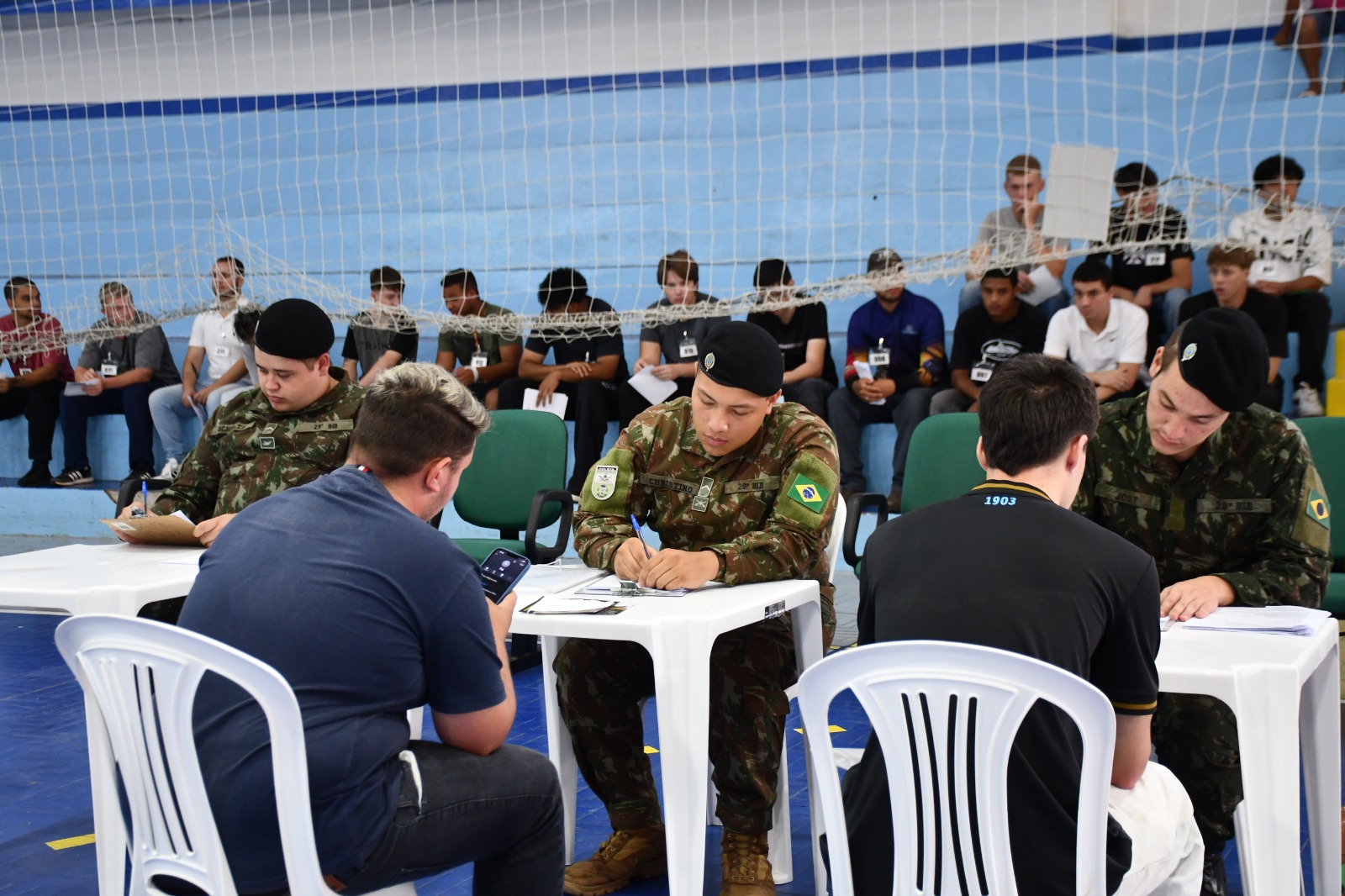 Jovens de Não-Me-Toque selecionados para servir o quartel embarcam neste mês  