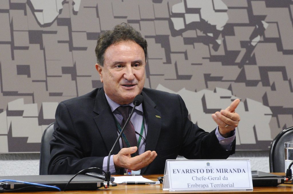 O programa Bom Dia Amigos recebe Evaristo de Miranda neste sábado (14)