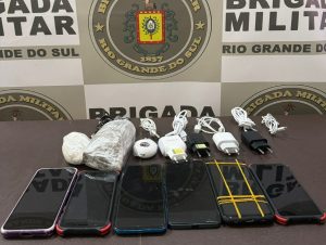 Brigada Militar prende homem por tráfico de drogas e arremesso de ilícitos no presídio de Sarandi