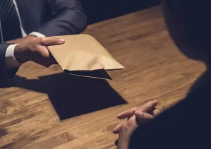 Brasil continua mal em índice global de corrupção