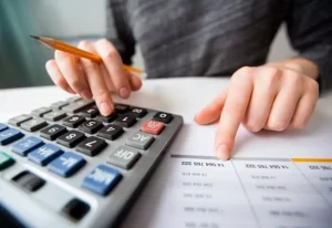 Endividamento das famílias atinge 79,5% e iguala maior nível da série histórica