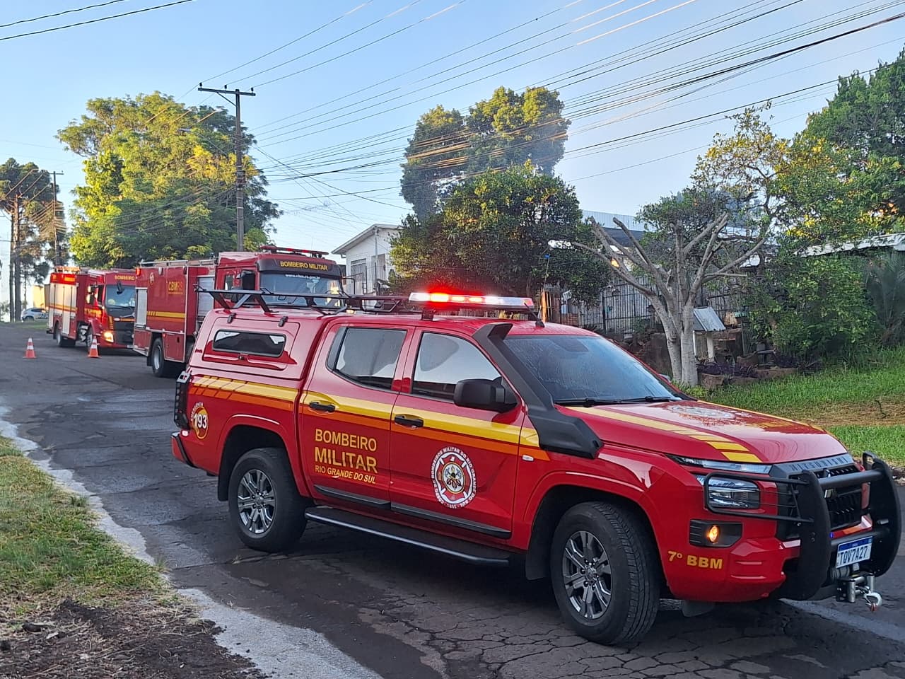 Incêndio atinge residência no bairro Boa Vista, em Carazinho