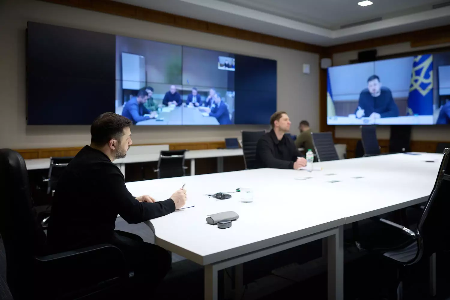 Presidente da Ucrânia critica postura russa em nova rodada de negociações