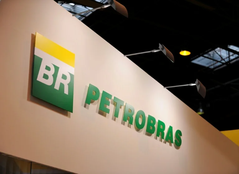 Com guerra, Petrobras tem maior valorização dentre petroleiras do mundo e chega a recorde de R$ 640 bi
