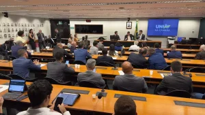 Governistas pedem retirada de maioridade penal da PEC da Segurança, que pode ser votada nesta quarta