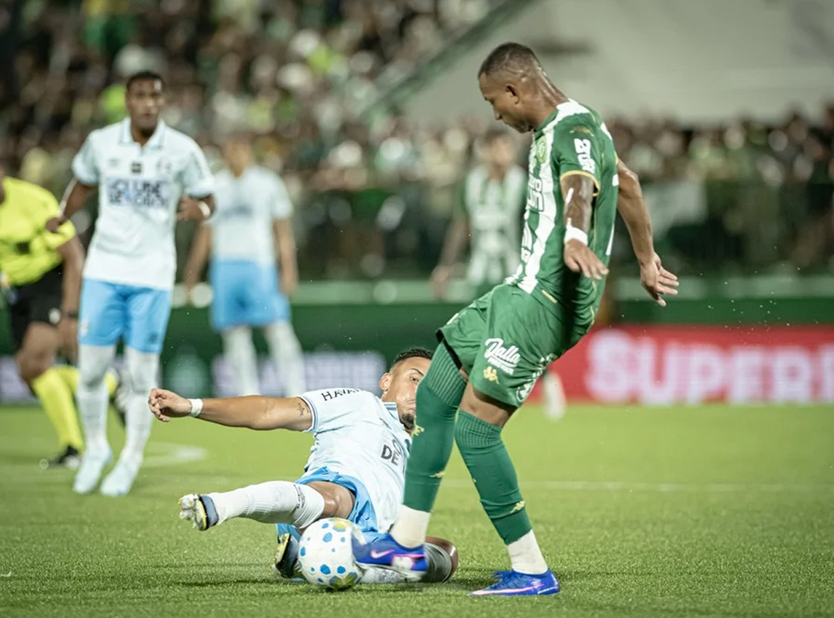 Grêmio empata com a Chapecoense fora de casa pelo Brasileirão