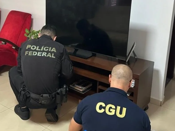 PF deflagra nova fase da ação sobre descontos ilegais no INSS e mira deputada